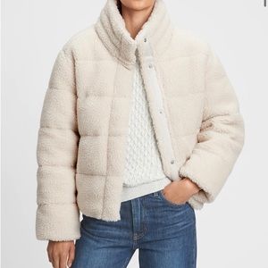 Gap ColdMax Sherpa Puffer